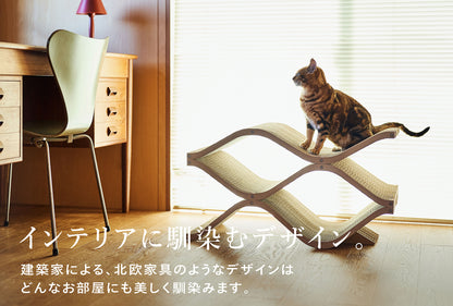 description of Cat Cellar — A design that blends seamlessly into any interior.
Designed by an architect, this Scandinavian-inspired furniture blends beautifully into any room.